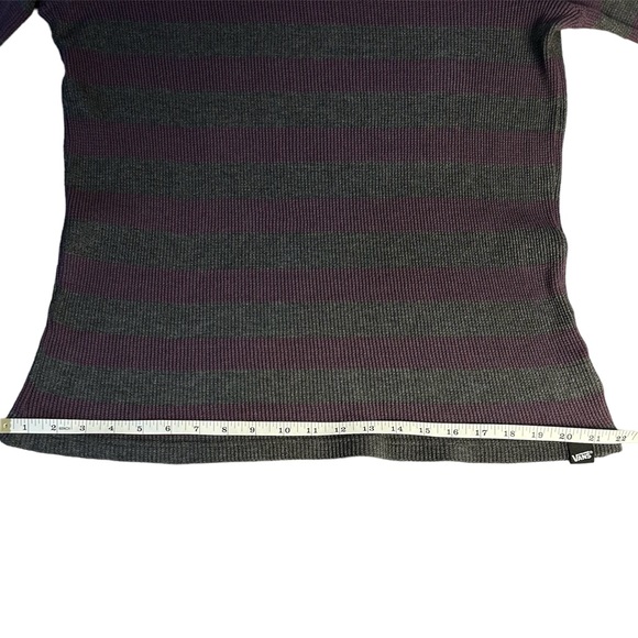 Vans Long Sleeve Crew Neck Waffle Tee in Purple & Charcoal Grey (Youth/Boys L) - Picture 7 of 11